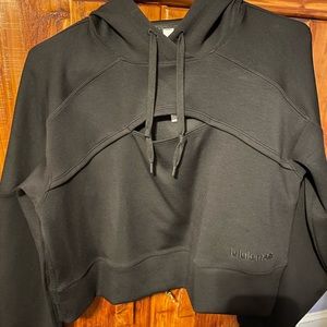 Lululemon get centered crop